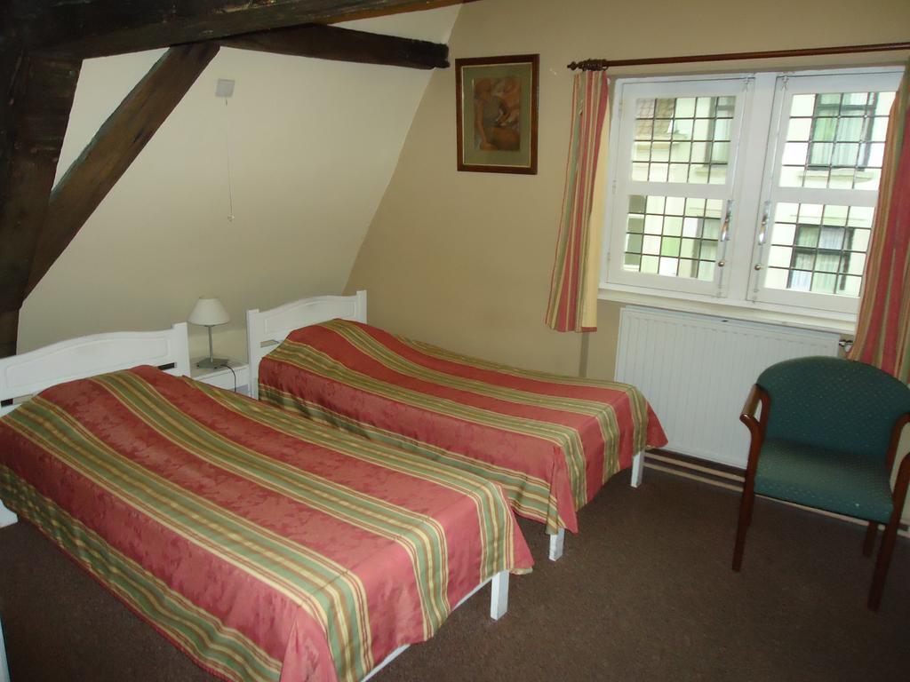 Erasmus Hotel Gent Bagian luar foto
