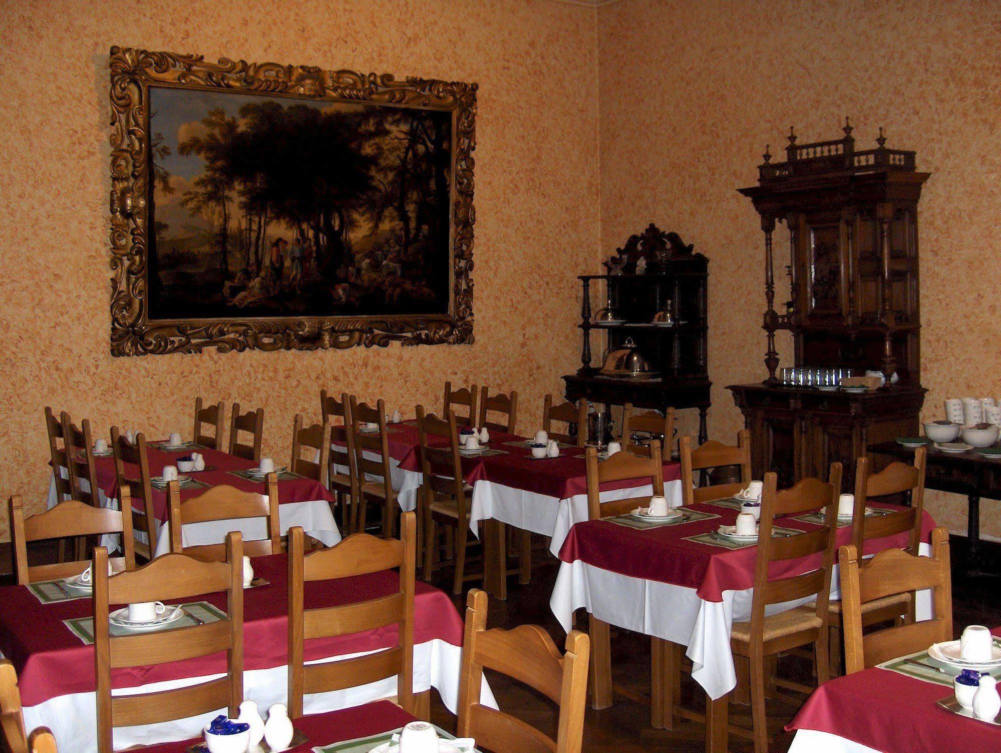 Erasmus Hotel Gent Bagian luar foto