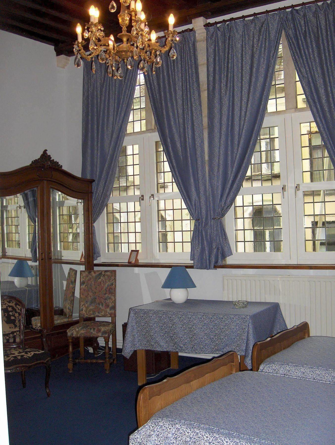 Erasmus Hotel Gent Bagian luar foto